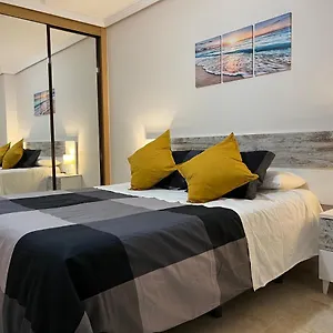 https://apartamento-torrequebrada-benalmadena.es-andalucia.com