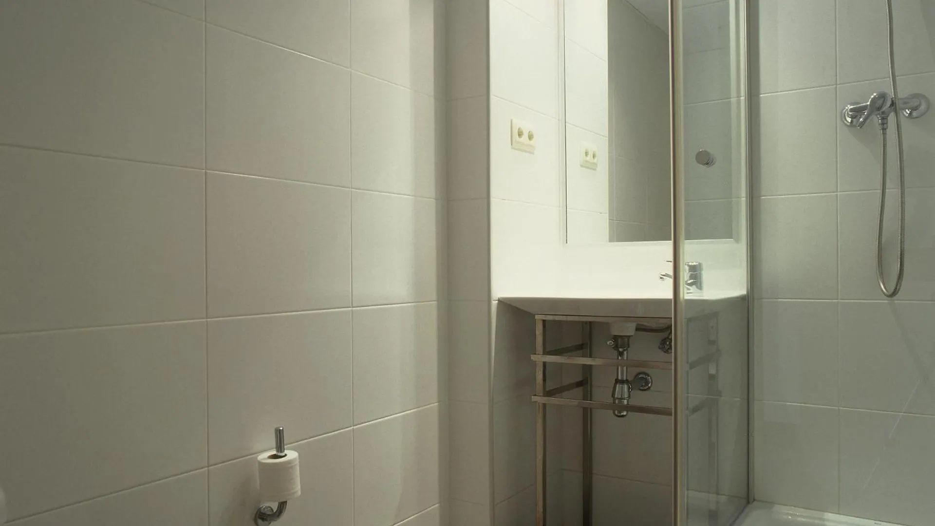 Apartment Ferienwohnung Residencia Erasmus Gracia Barcelona Spanien